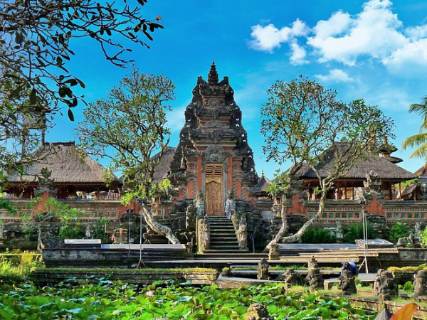 MEJOR CIRCUITO EN FAMILIA POR BALI DE 10 DÍAS